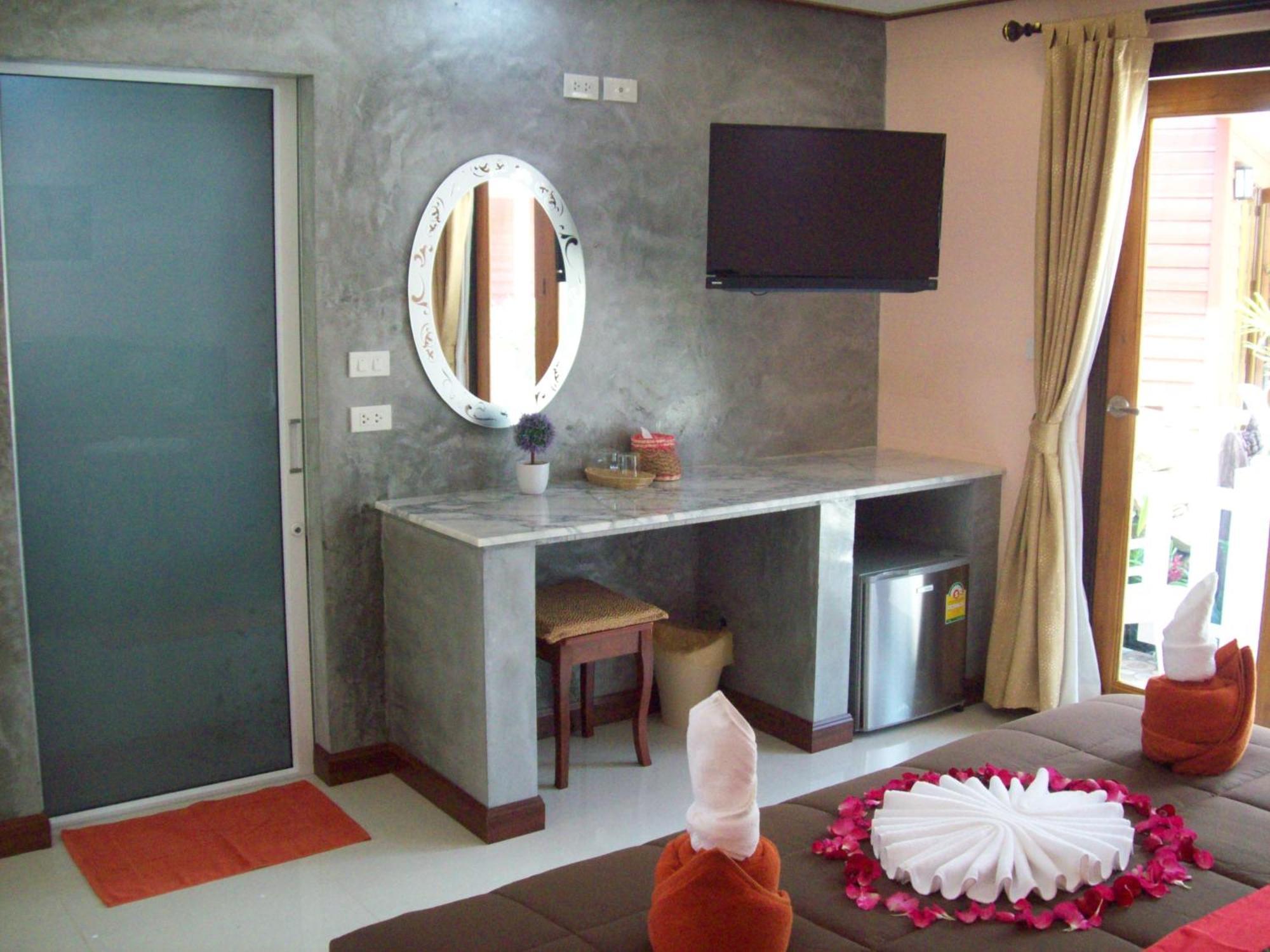 Thai Smile Bungalows Ко-Ланта Экстерьер фото